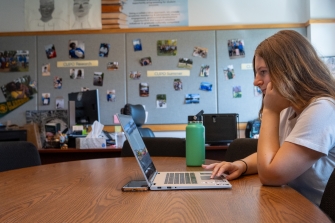 Clarkson University Professors Publish Study on AI as a Writing Coach in First-Year Seminar